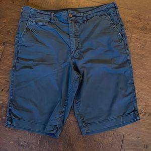 American Eagle Ne(x)t Level Flex navy khaki shorts, 34 waist